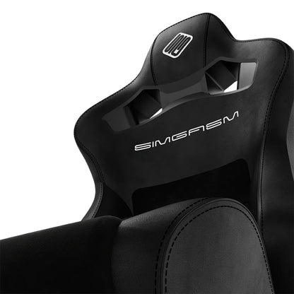 Close-up of the upper backrest and shoulder bolster on the black SIMGASM Core reclining seat